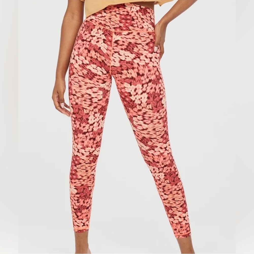 NWT OFFLINE By Aerie Real Me Xtra 7/8 Hi-Rise Legging medium